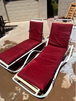 Pool loungers
