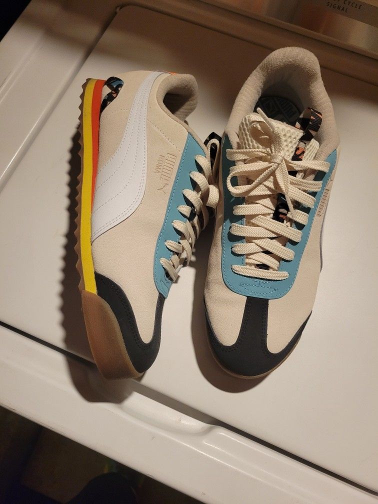 Puma Roma Size 10