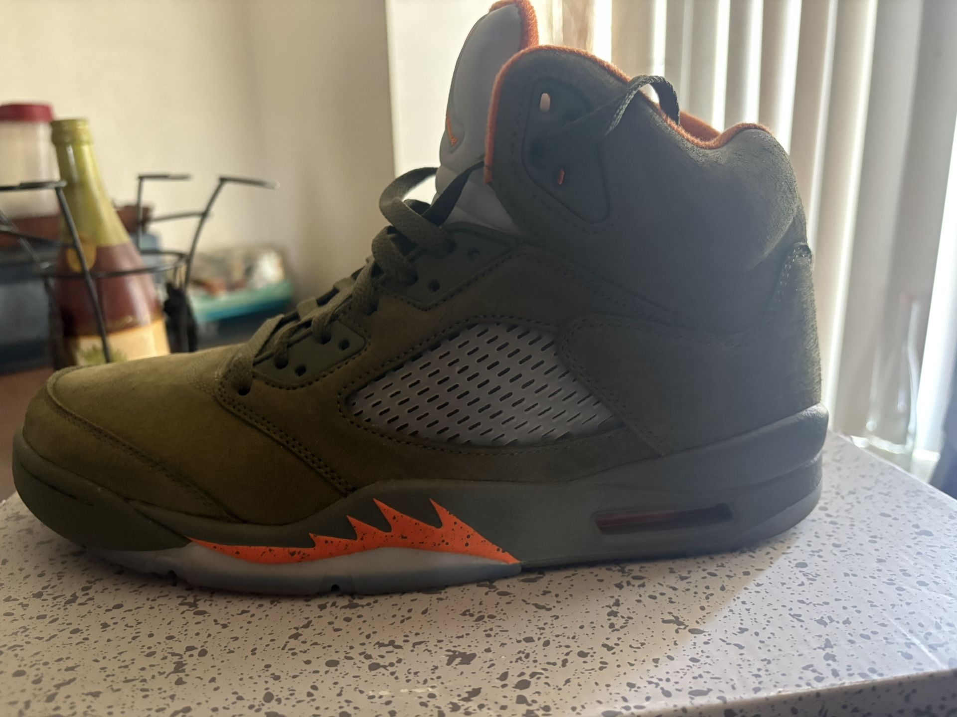 Olive Jordan 5s