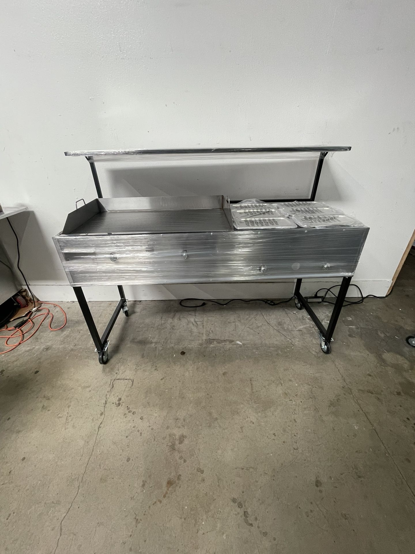 Plancha De 36” Con 6 Charolas Baño María Y Repisa | Incluye Manguera Con Regulador 