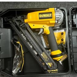 DeWalt D51276K 1'' to 2-1/2'' 15 Ga Finish nailer, New