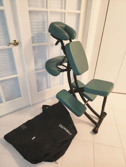 Oakwork Massage Chair