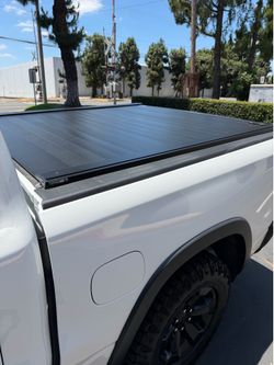RAM 1500 Retrax Pro XR Tonneau Cover