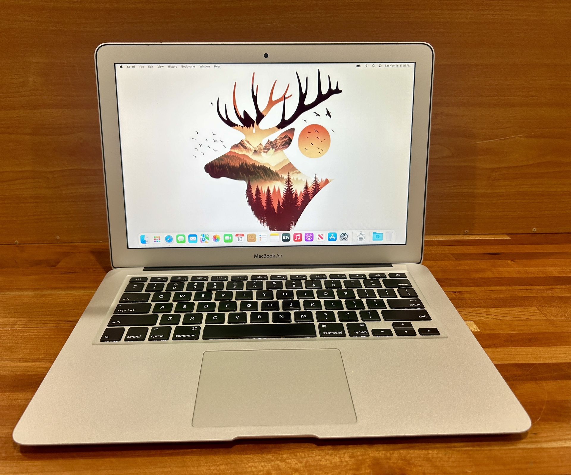 Apple MacBook Air 13” Early 2015 1.6Ghz Dual Core Intel i5 8GB RAM 128GB SSD Black Friday Sale!!