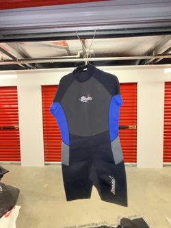 NEW XL Wetsuit