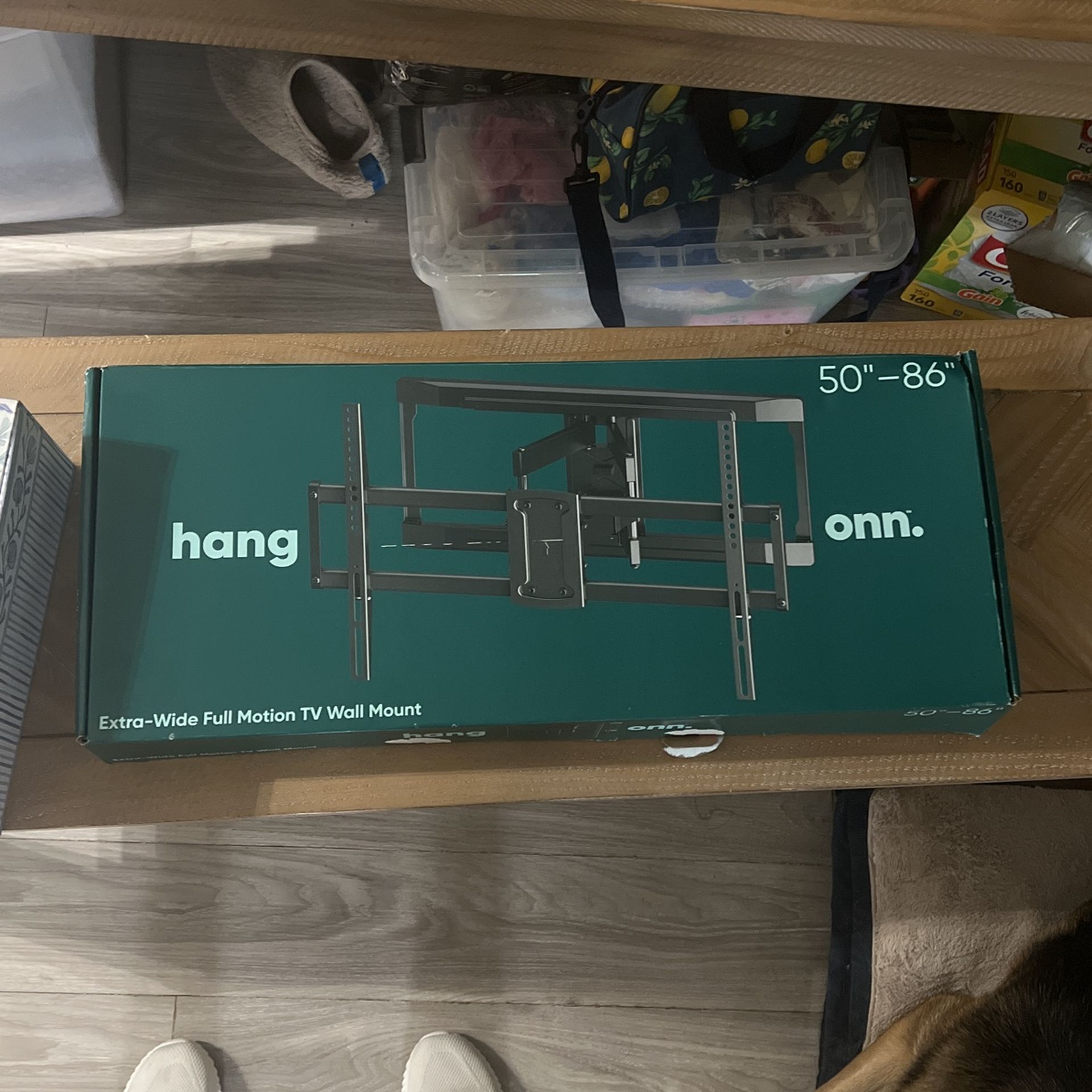 HangOnn TV mount 50-86”