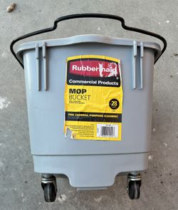 Rubbermaid Mop Bucket
