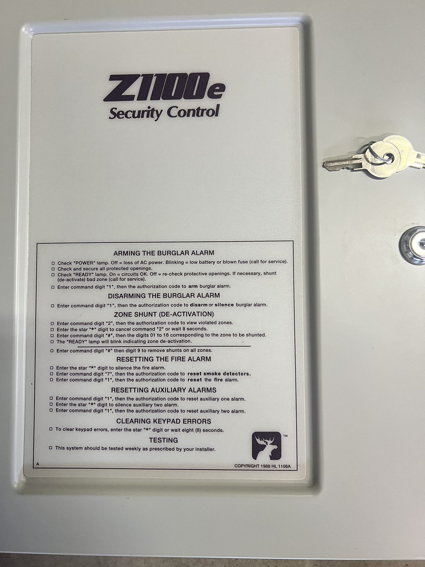 Home Alarm MOOSE Z1100 SYSTEM SECURITY CONTROL PANEL With ENCLOSURE BOX for Sale in Lakeside