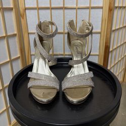 Camille La Vie  Size: 6.5