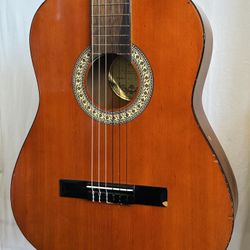 Hondo H-308 Classical Acoustic Guitar Nylon String