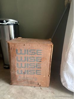 Vintage Wise Brown Boat Style Seat – Classic Marine Seating