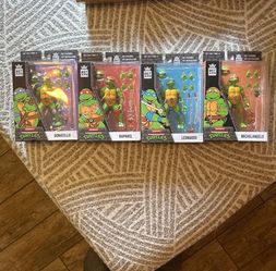 Teenage Mutant Ninja Turtles Nickelodeon Set Brand NEW!!