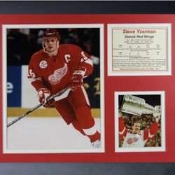 Steve Yzerman Framed Memorabilia