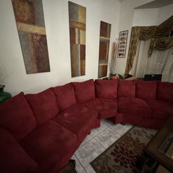 Living Room Furnitures 