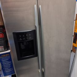 GE Refrigerator