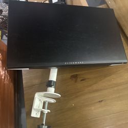 25 Inch Alienware Gaming Monitor with Adjustable Desk Mount