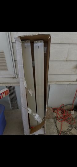 Fluorescent  bulb(4) and fixture $10.00