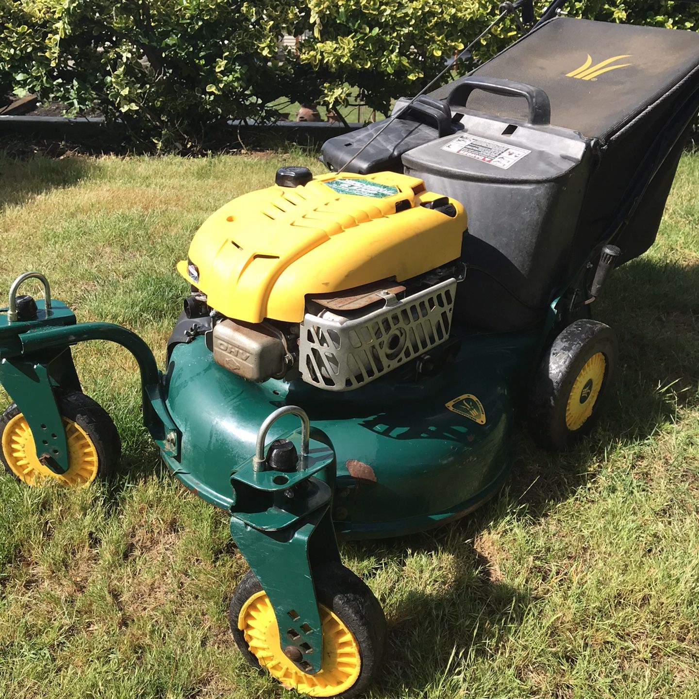 Yard man online self propelled mower