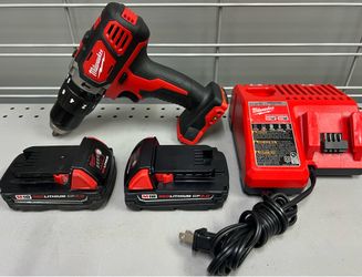 Milwaukee 2607-20 18V 1/2” Hammer Drill/Driver w/ 2 Batteries and Charger