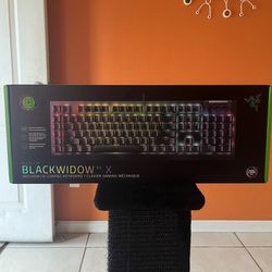 Razer BlackWidow V4 X Mechanical Gaming Keyboard With Chroma RGB