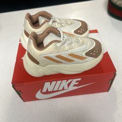 Kids Adidas Boost 6C Slightly Worn