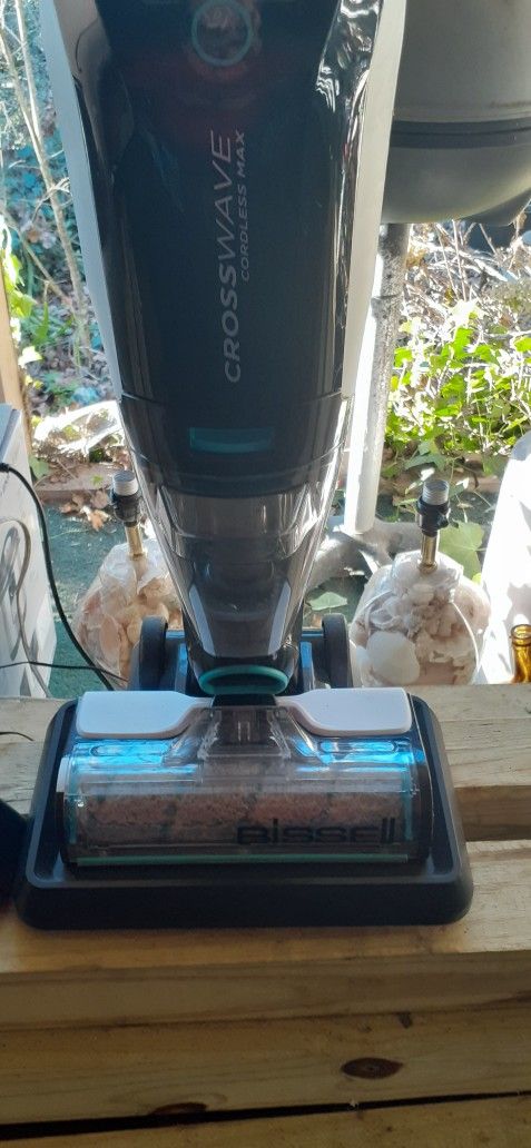 Bissell Cordless CROSSWAVE