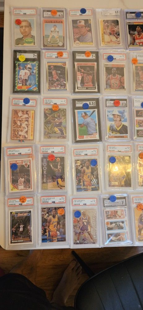 Sportscards, Pokemon for sale , Saturday only !!