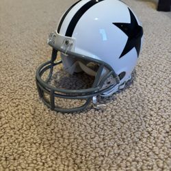 Dallas Cowboys Throwback Logo Mini Helmet