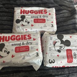 Paquetes De  Huggies 