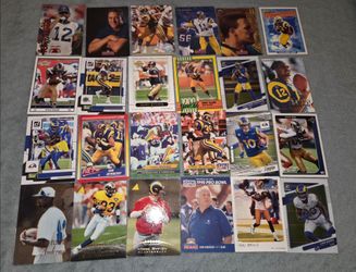 Lot of 24 St. Louis / Los Angeles Rams NFL Football Cards
