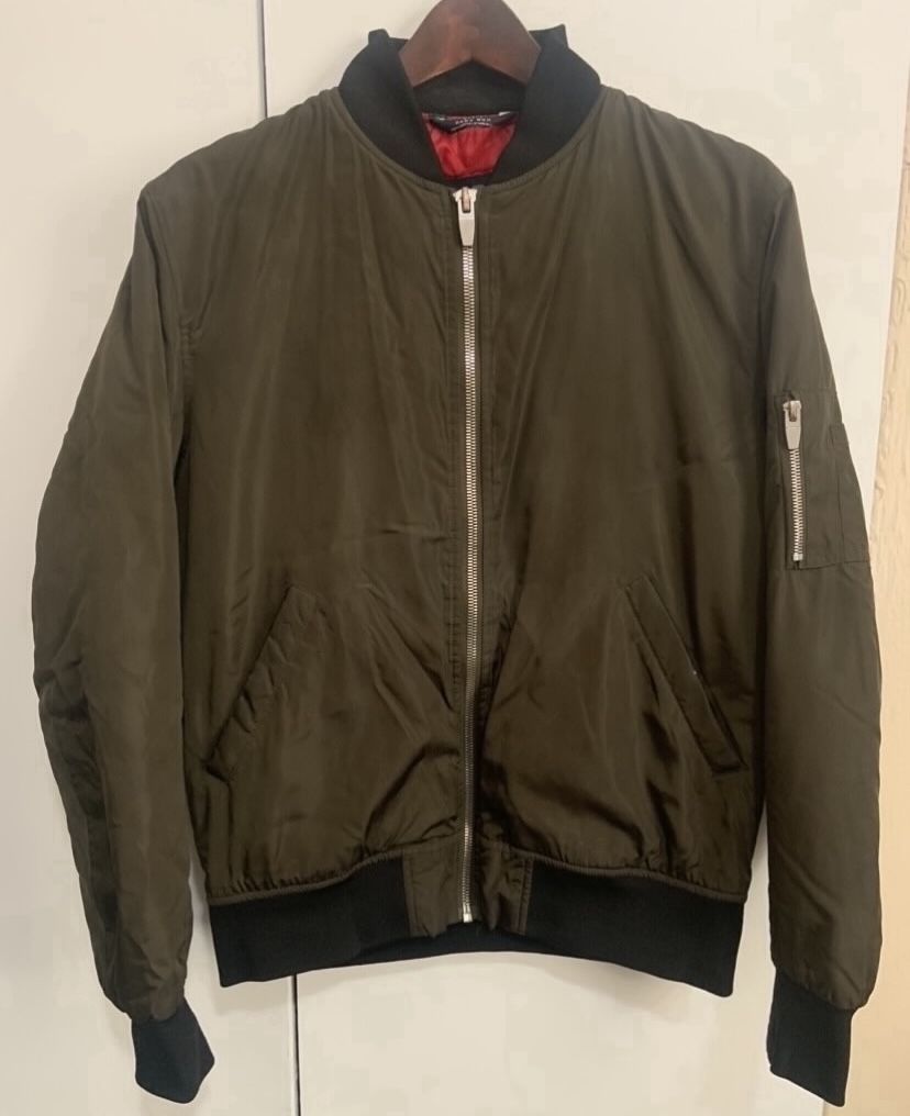 Brand new Zara Olive Green Bomber Jacket (Size: Medium)- $40