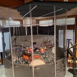 DW Design Series Drumset plus 360 degrees cover drumshield, drum cage