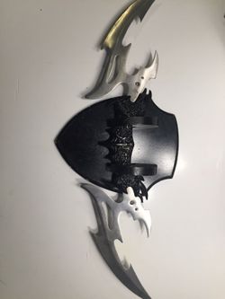 Flash sale Wall mount knife blade dagger