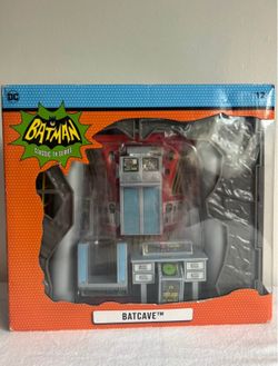 1966 Classic TV Series Batman Batcave