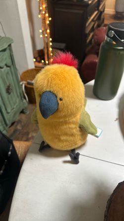 Jellycat Budgeby Parrot