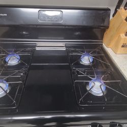 Frigidaire gas range / stove