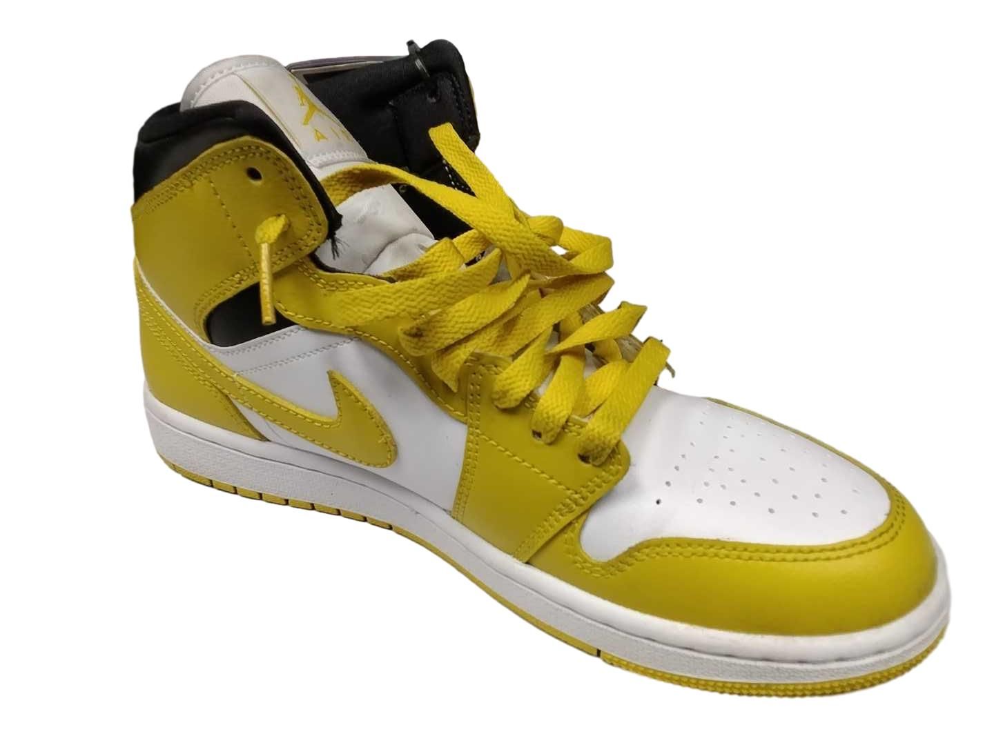Jordan Bq6472-170 Yellow