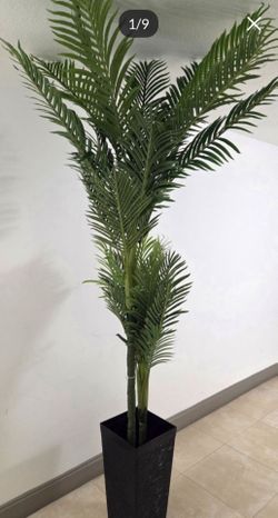 *** NEW LOW PRICE *** 8ft Faux Areca Palm in a 23in Black Mobile Planter @ Lasting Creations