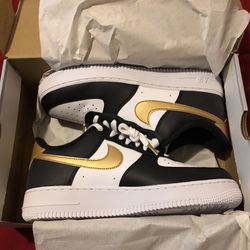 Air Force Ones Black And Gold Size 10 