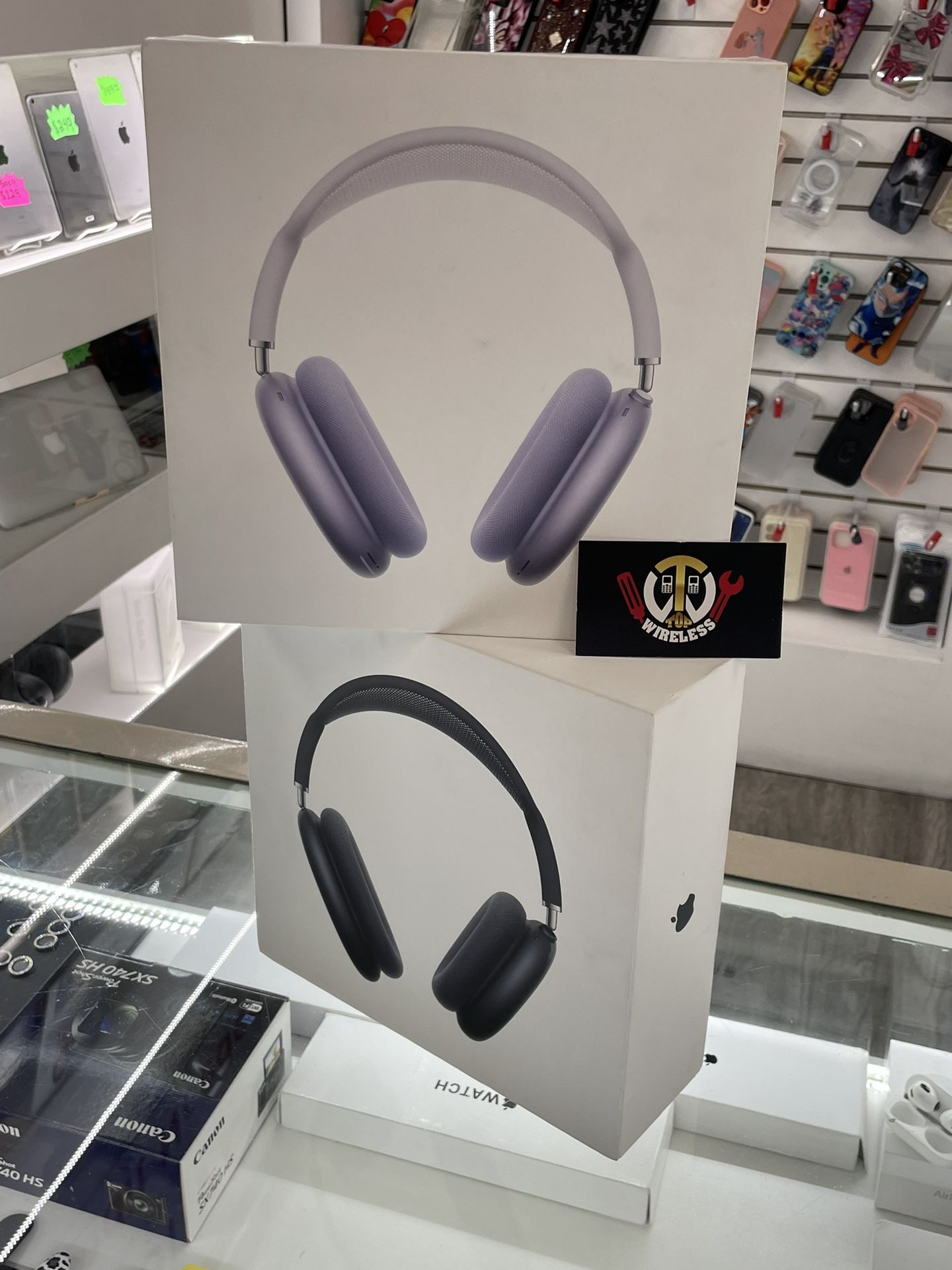 AirPods Max USB C $50 Down Payment Apply Today