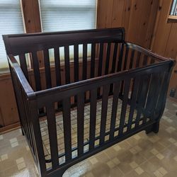 Baby Crib, Convertible 