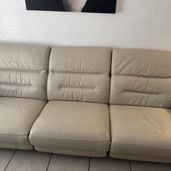 4 Seater Leather Sofa (powered Recliner)