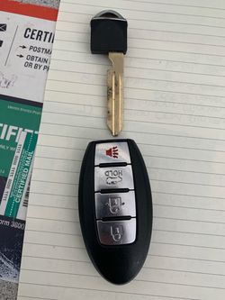 🔑 Nissan/Infiniti Key Fob – 4 Button w/ Key Blade