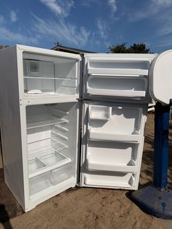 Ge fridge Recessed Handles energy star
