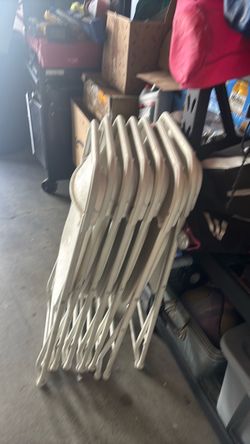White Folding Chairs sillas