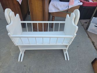 Doll cradle