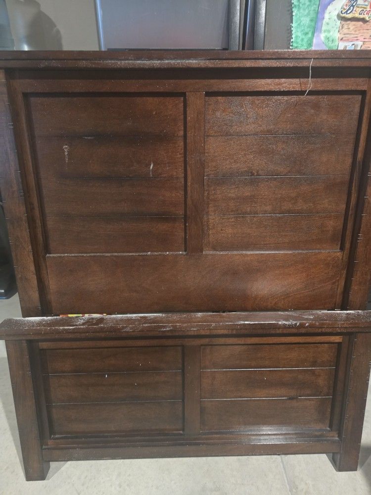 Full Size Bedframe
