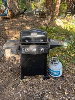 Barbecue pit