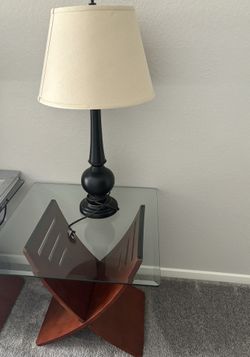 Night Stand With Lamp