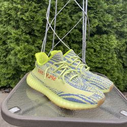 adidas Yeezy Boost 350 V2 “semi Frozen Yellow”